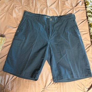 Duluth Trading Co Navy Cargo Shorts